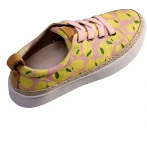 Malibu Lace Bokeh slip on sneakers size 8 1/2b